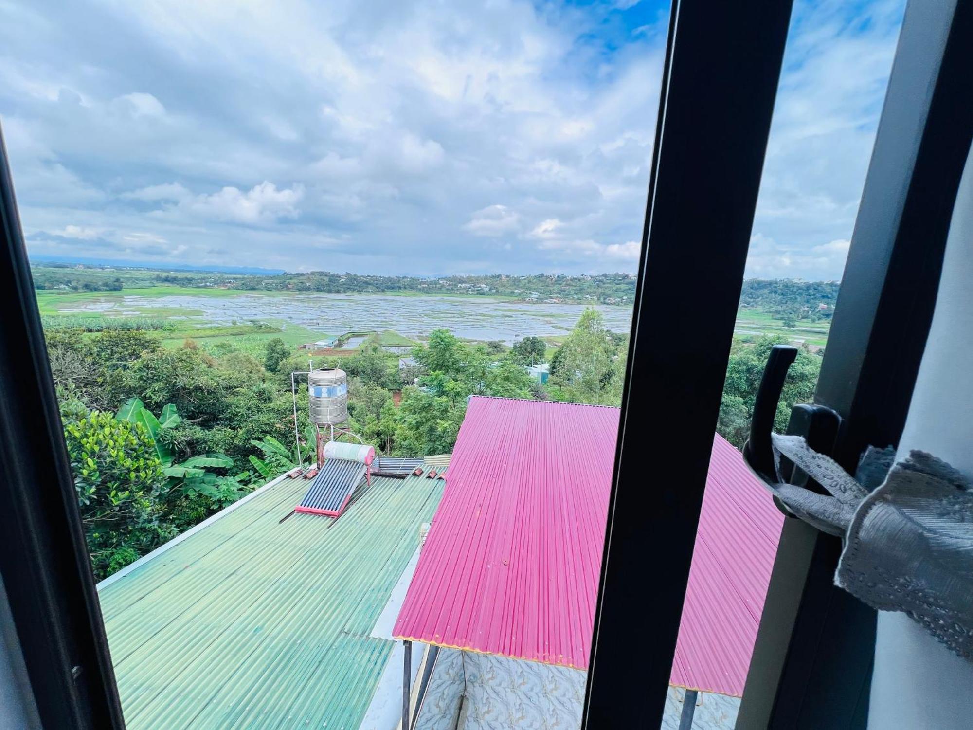Gio Homestay - Pleiku Eksteriør billede