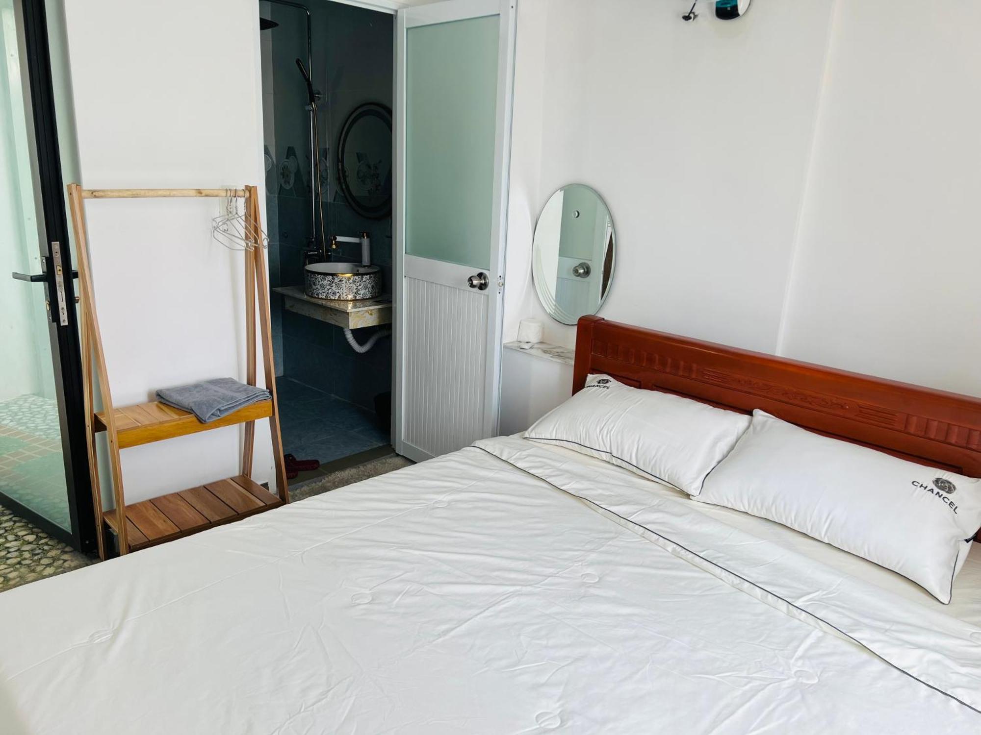 Gio Homestay - Pleiku Eksteriør billede